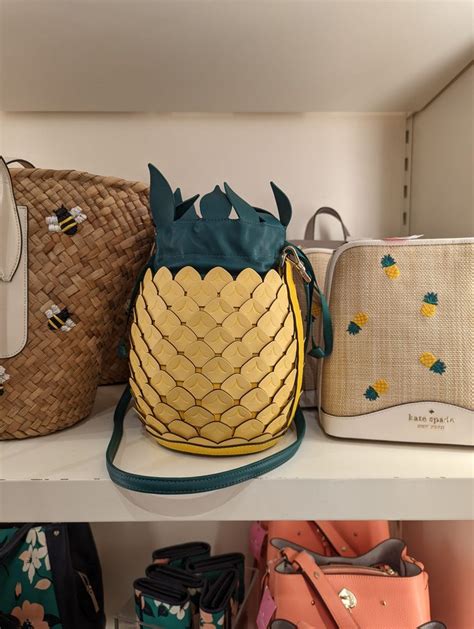kate spade outlet niagara